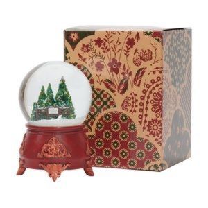 Taylor Swift limited Christmas Tree Farm Snowglobe
